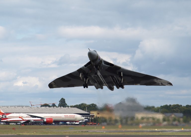 avro-vulcan00.jpg